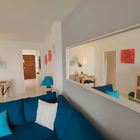 Lägenhet Panorama With Sea Views By Namaste Elite *